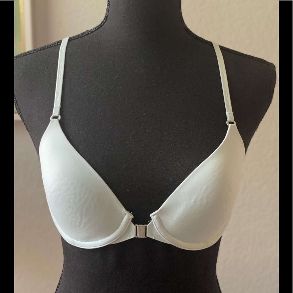 Gilly Hicks Sydney ’Anna’ Classic soft and subtle Blue, 32C